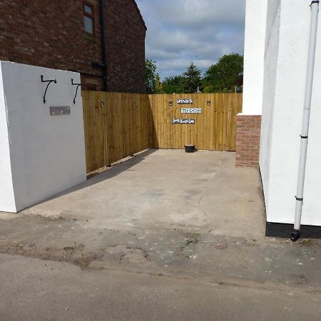Pet Friendly Beautiful Detached Cottage Close To Spurn Point, Easington And Withersea Kingston upon Hull Extérieur photo