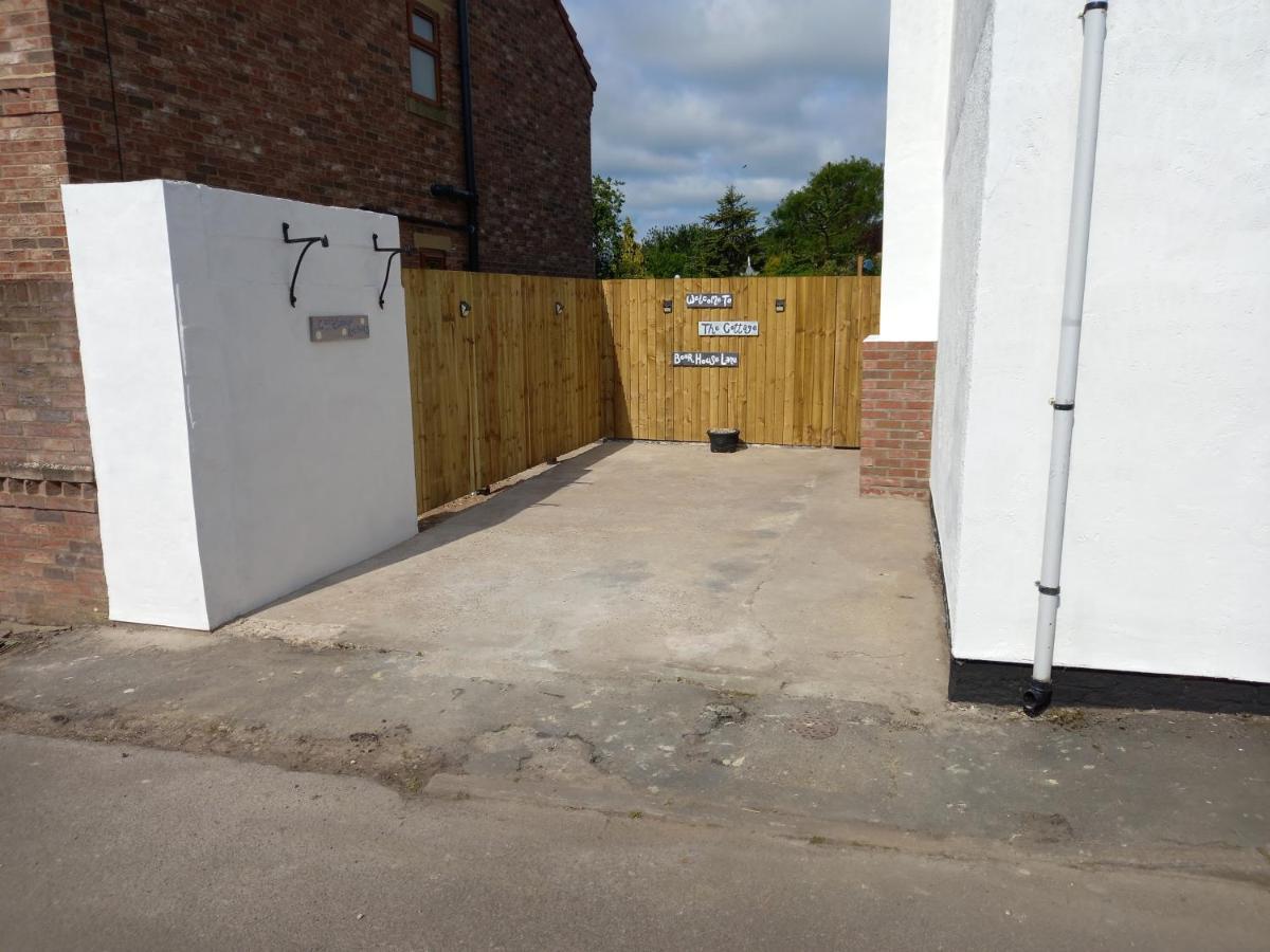 Pet Friendly Beautiful Detached Cottage Close To Spurn Point, Easington And Withersea Kingston upon Hull Extérieur photo