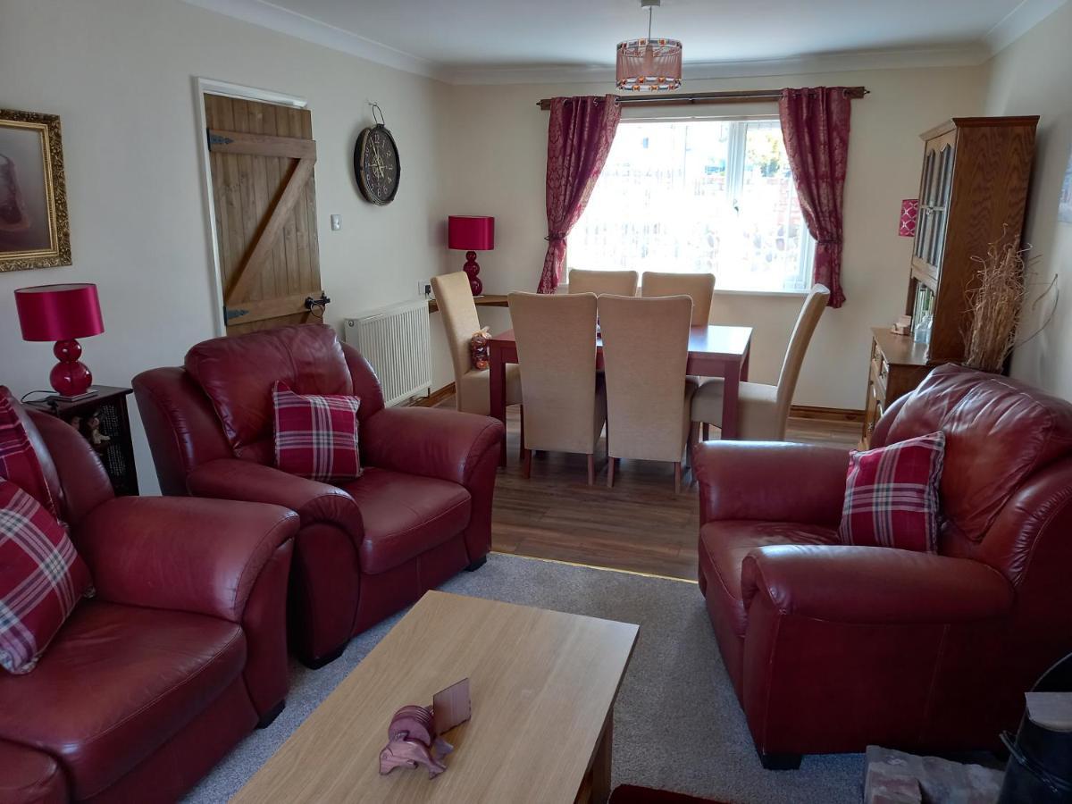 Pet Friendly Beautiful Detached Cottage Close To Spurn Point, Easington And Withersea Kingston upon Hull Extérieur photo