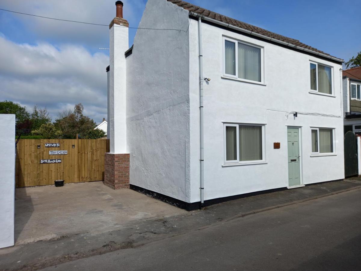 Pet Friendly Beautiful Detached Cottage Close To Spurn Point, Easington And Withersea Kingston upon Hull Extérieur photo